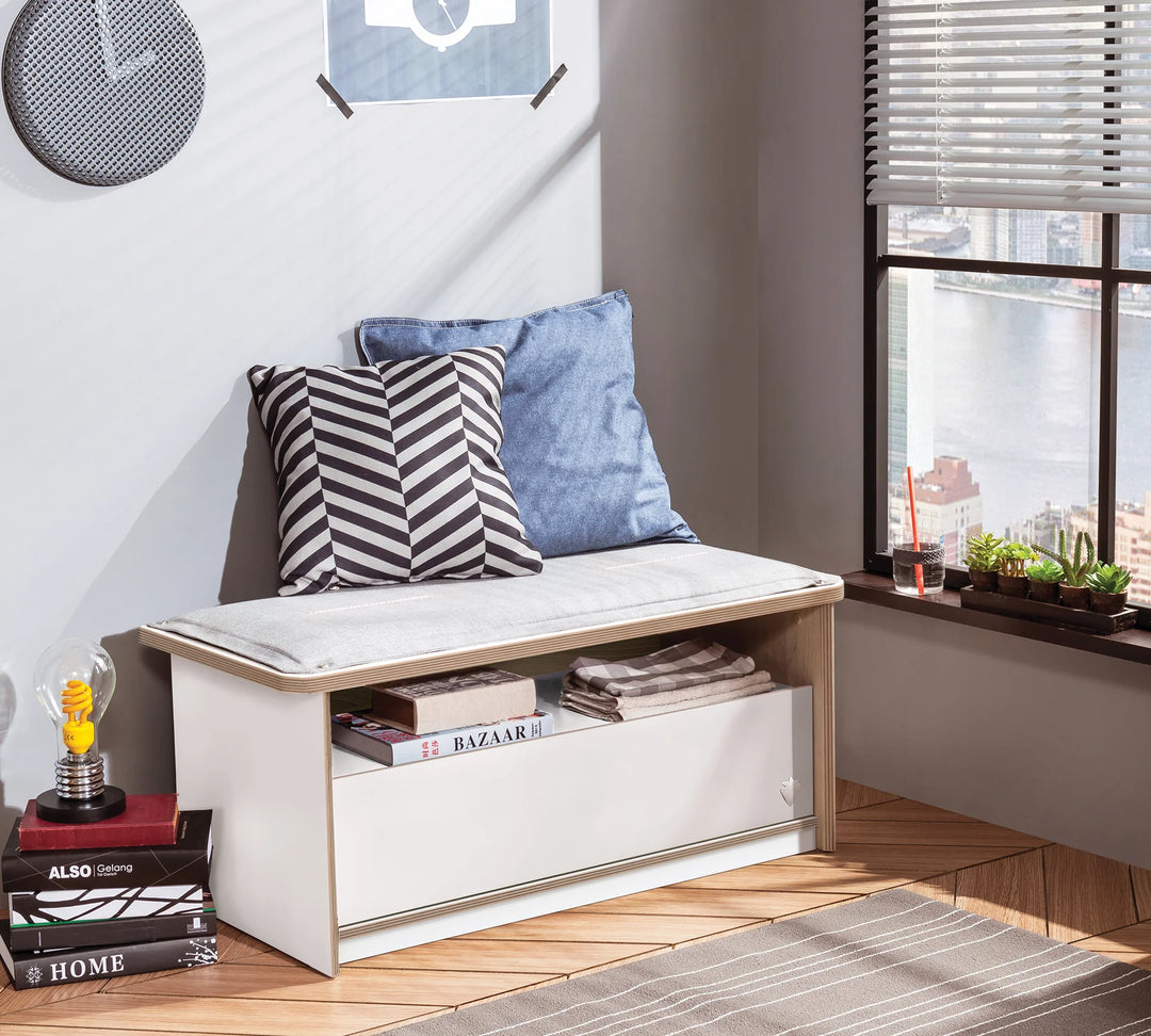 Pufi Modern Modera me Sirtar