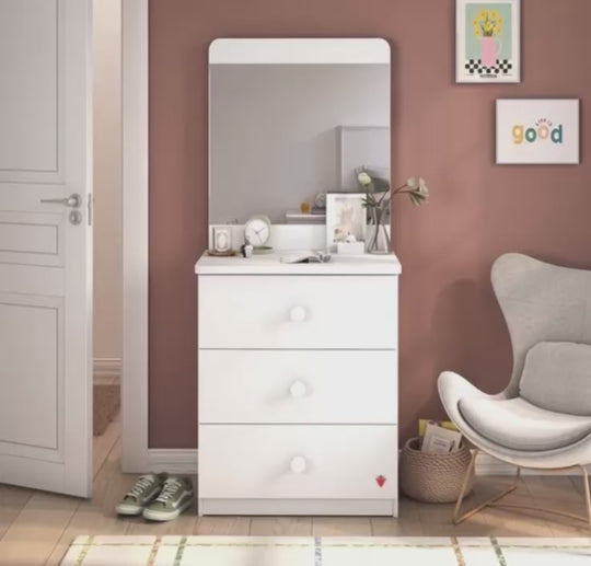 Varia komo me pasqyre